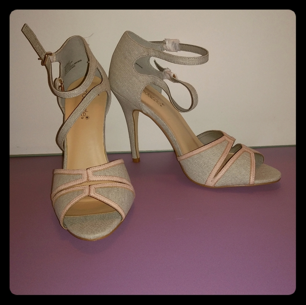 ShoeDazzle Sz10 Taneeka heeled sandals grey & pink